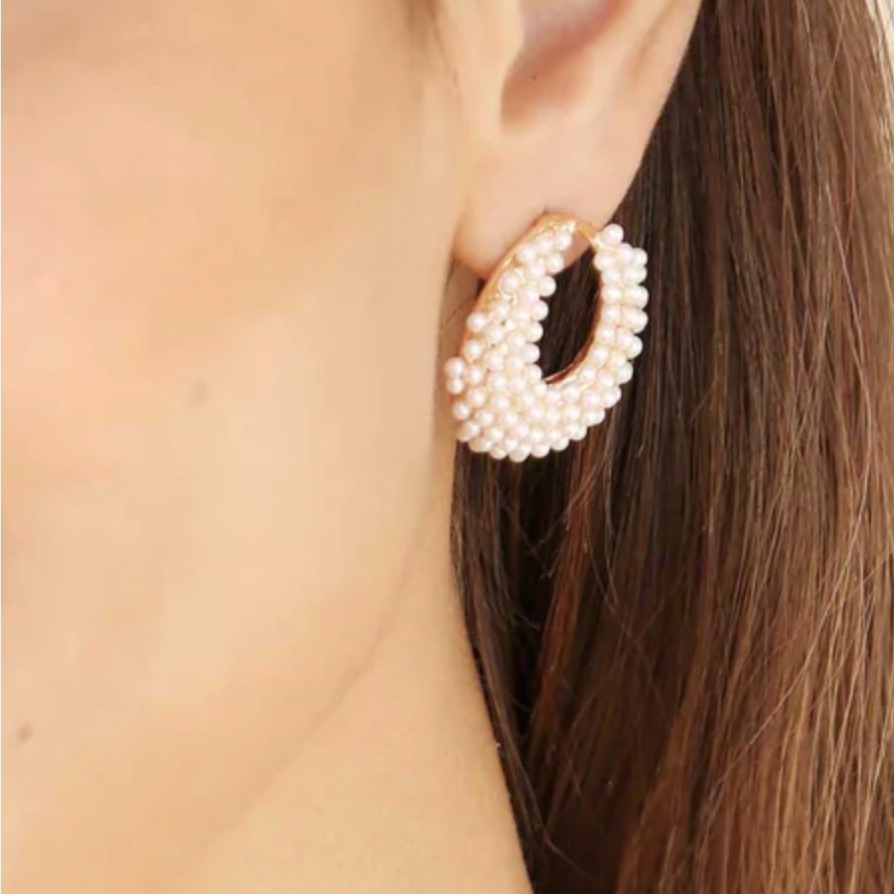 Ettika pearl earrings - Picture 9 of 9